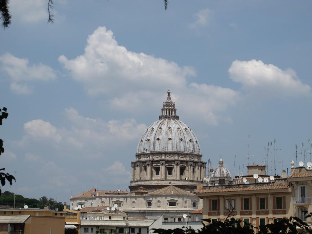 Ferrari Al Vaticano روما المظهر الخارجي الصورة